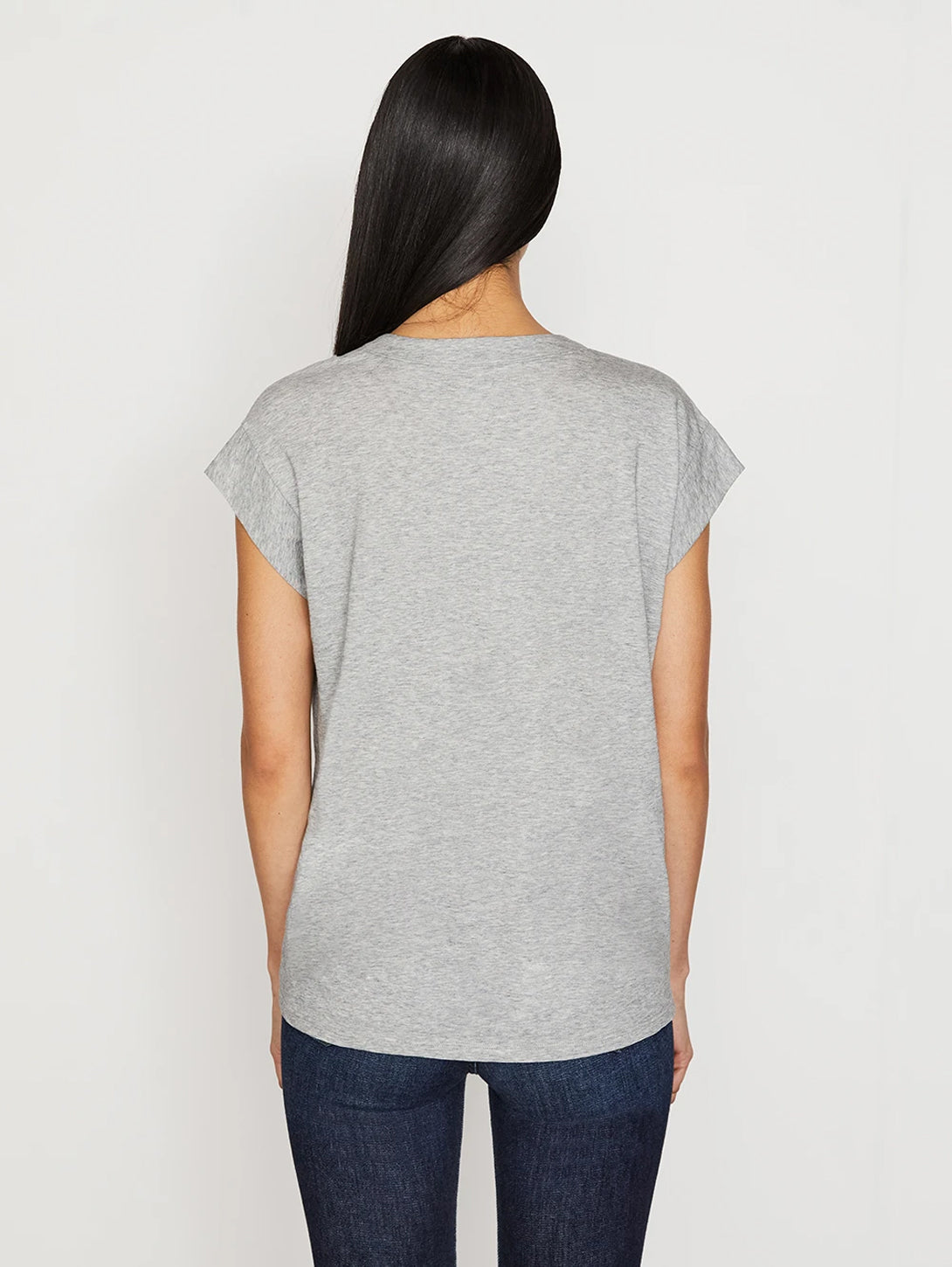 Le Mid Rise V Neck T-Shirt