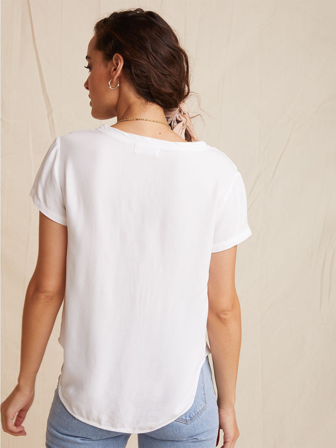 Short Sleeve V-Neck T-Shirt - White