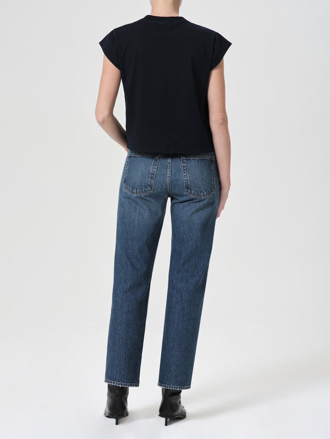 Valen Mid Rise Vintage Straight Jean - Essence