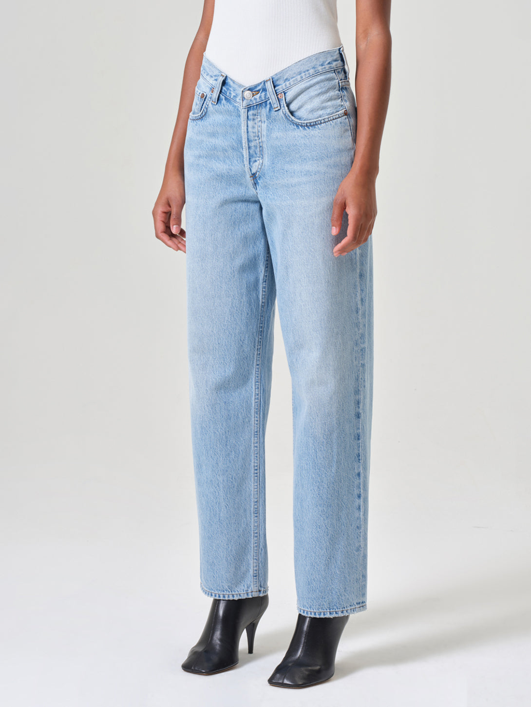 V-Waist Baggy Jean - Prevail