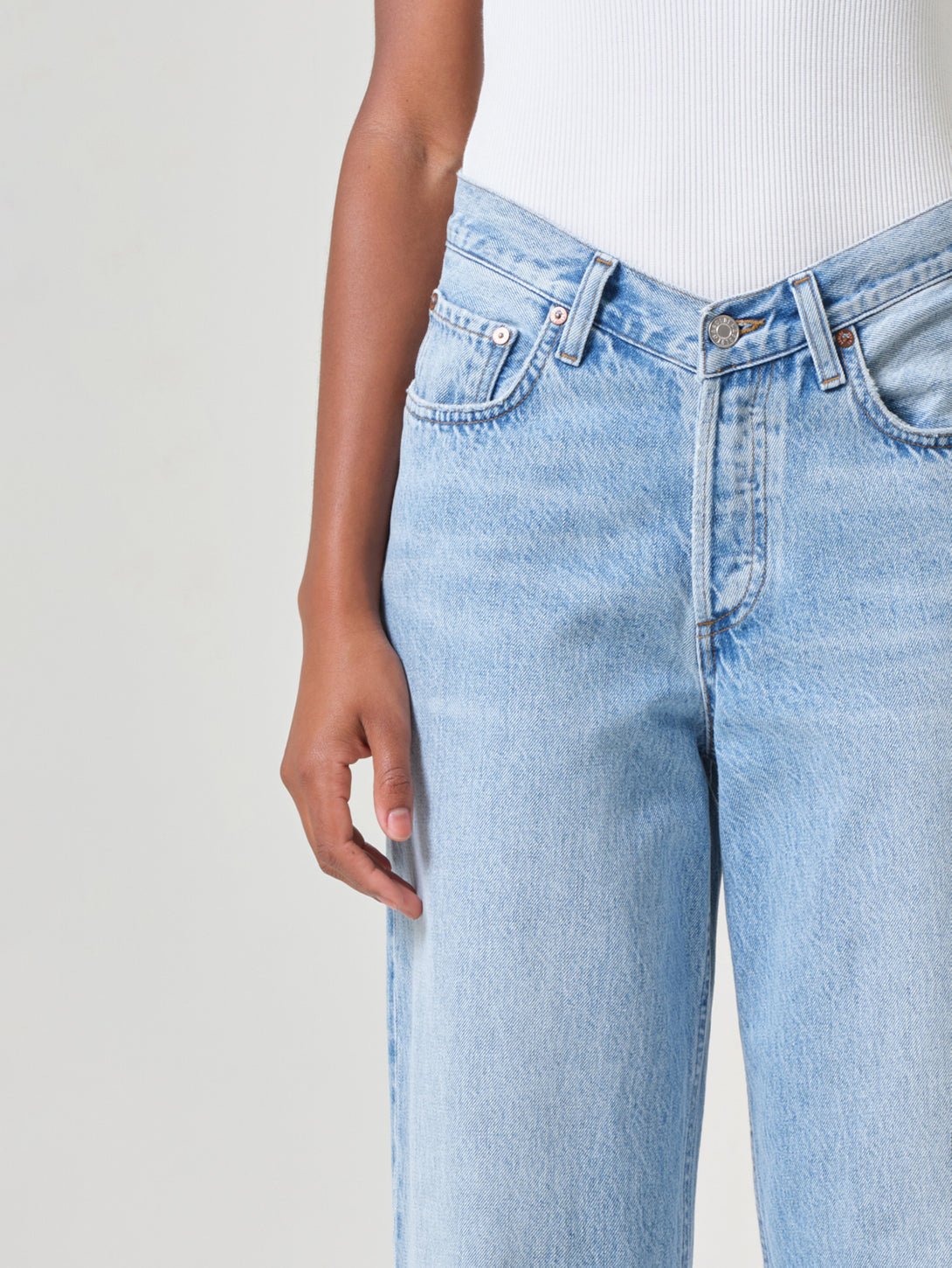 V-Waist Baggy Jean - Prevail