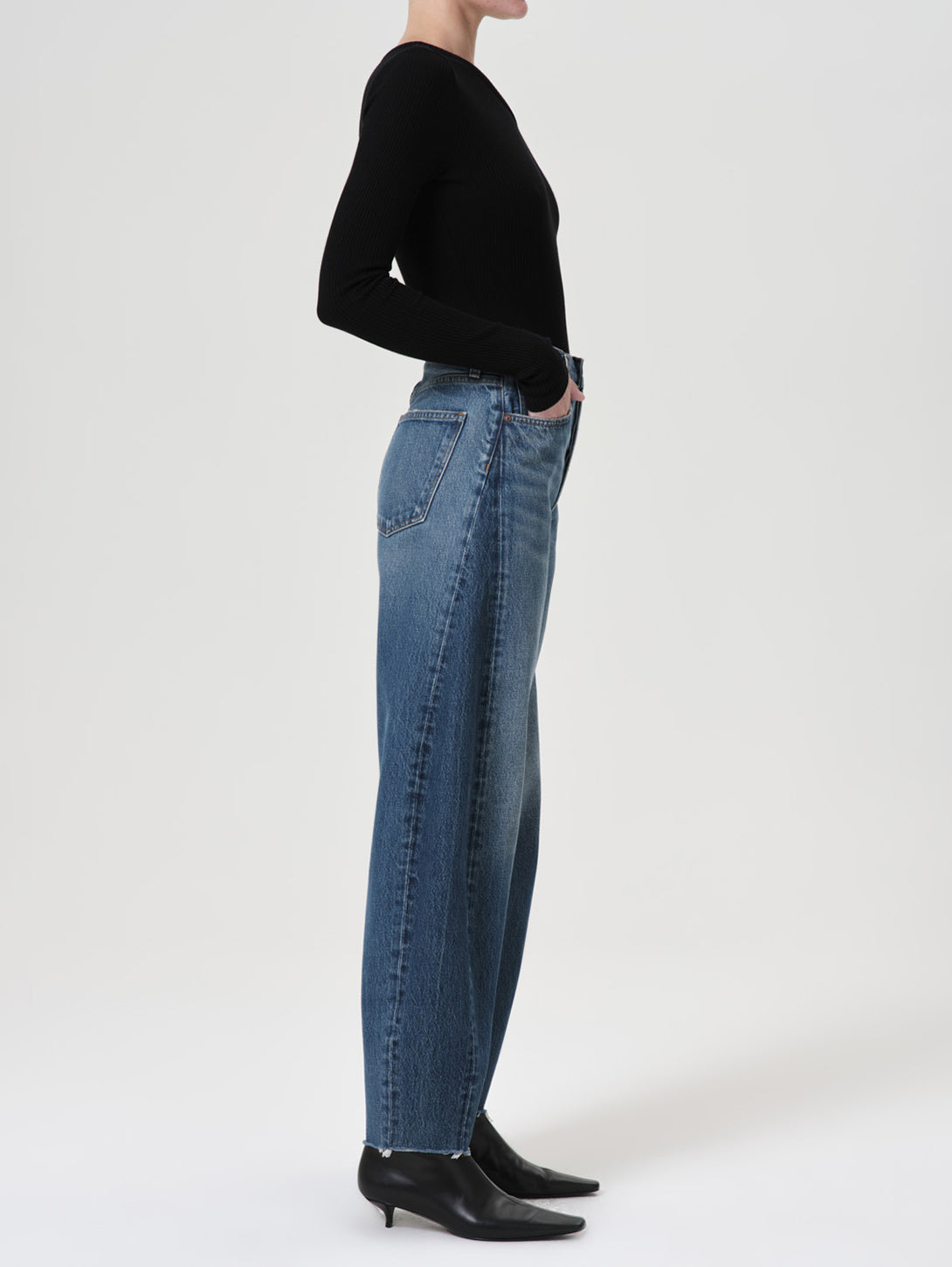 Luna Pieced Curved Taper Jean - Split