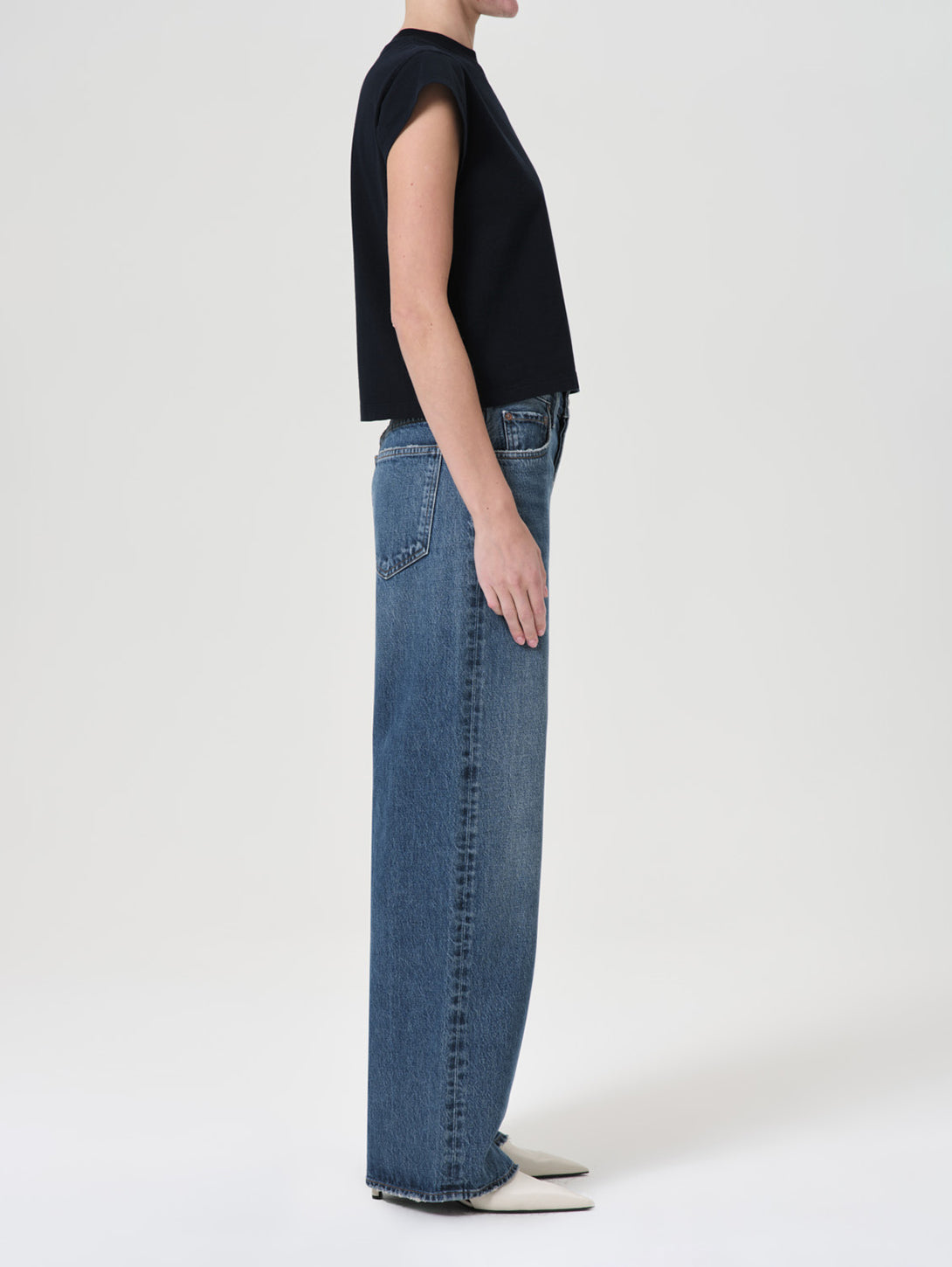 Low Slung Baggy Jean - Essence