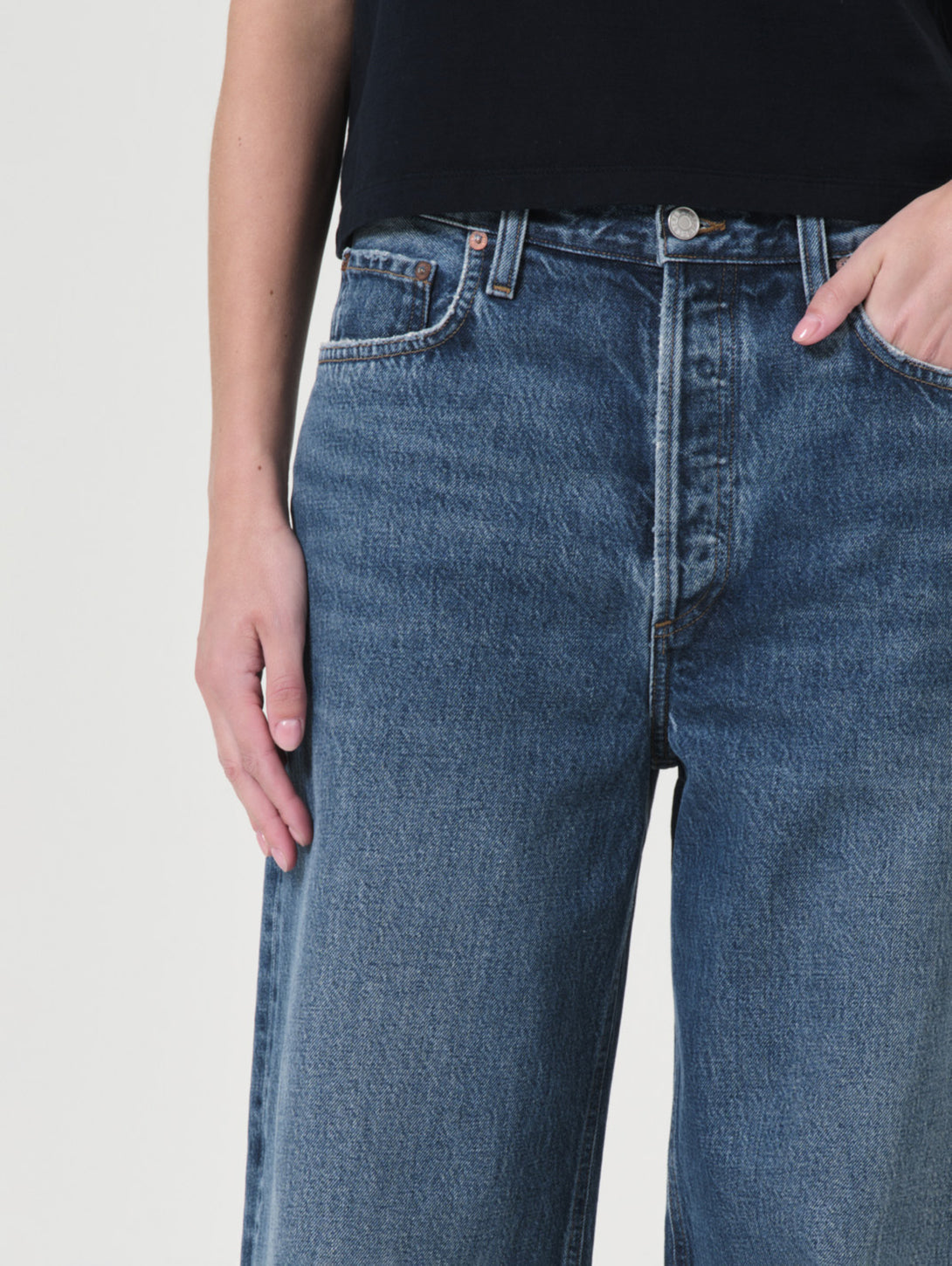 Low Slung Baggy Jean - Essence