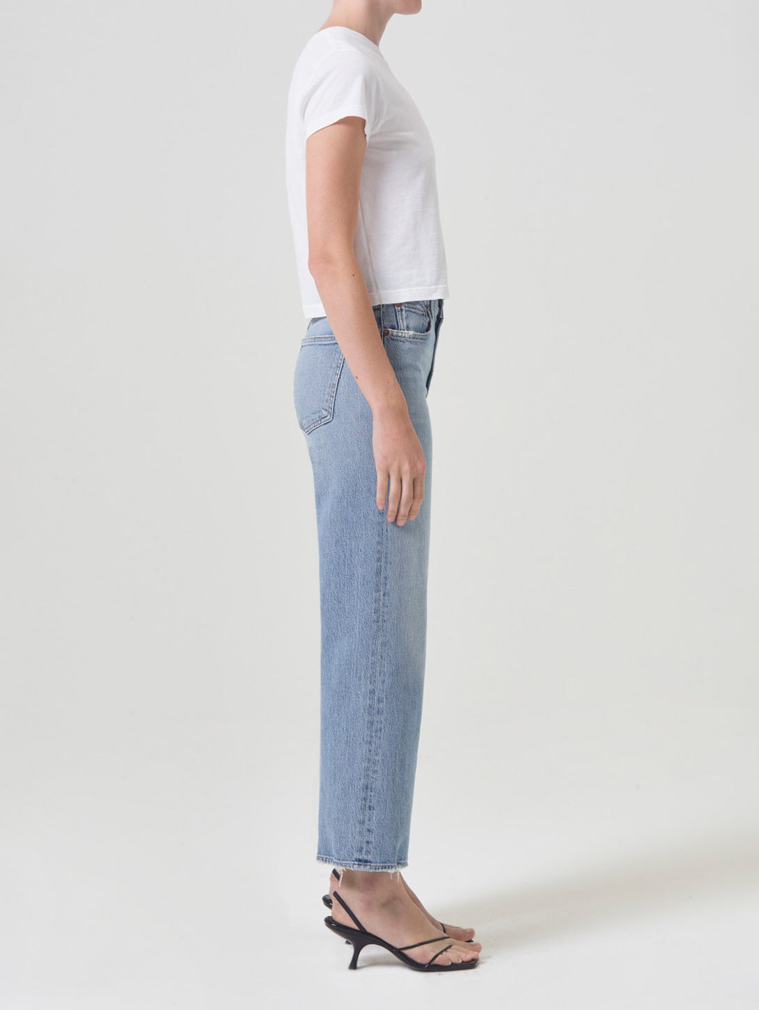 Harper Mid Rise Stretch Crop Jean - Hassel