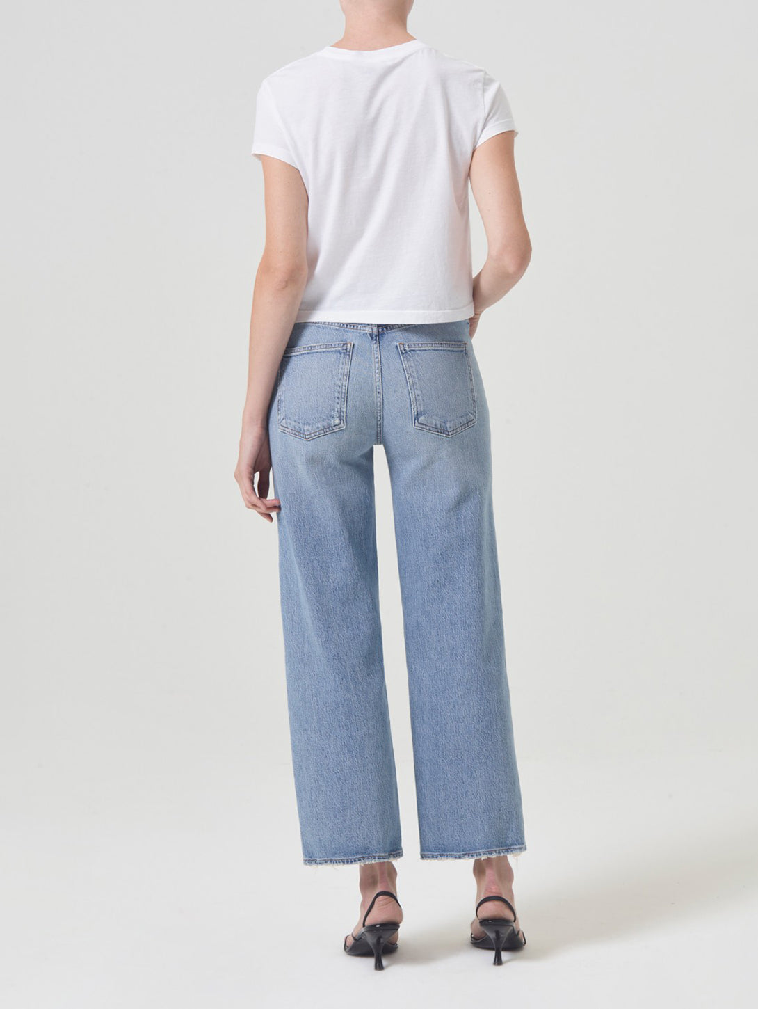 Harper Mid Rise Stretch Crop Jean - Hassel