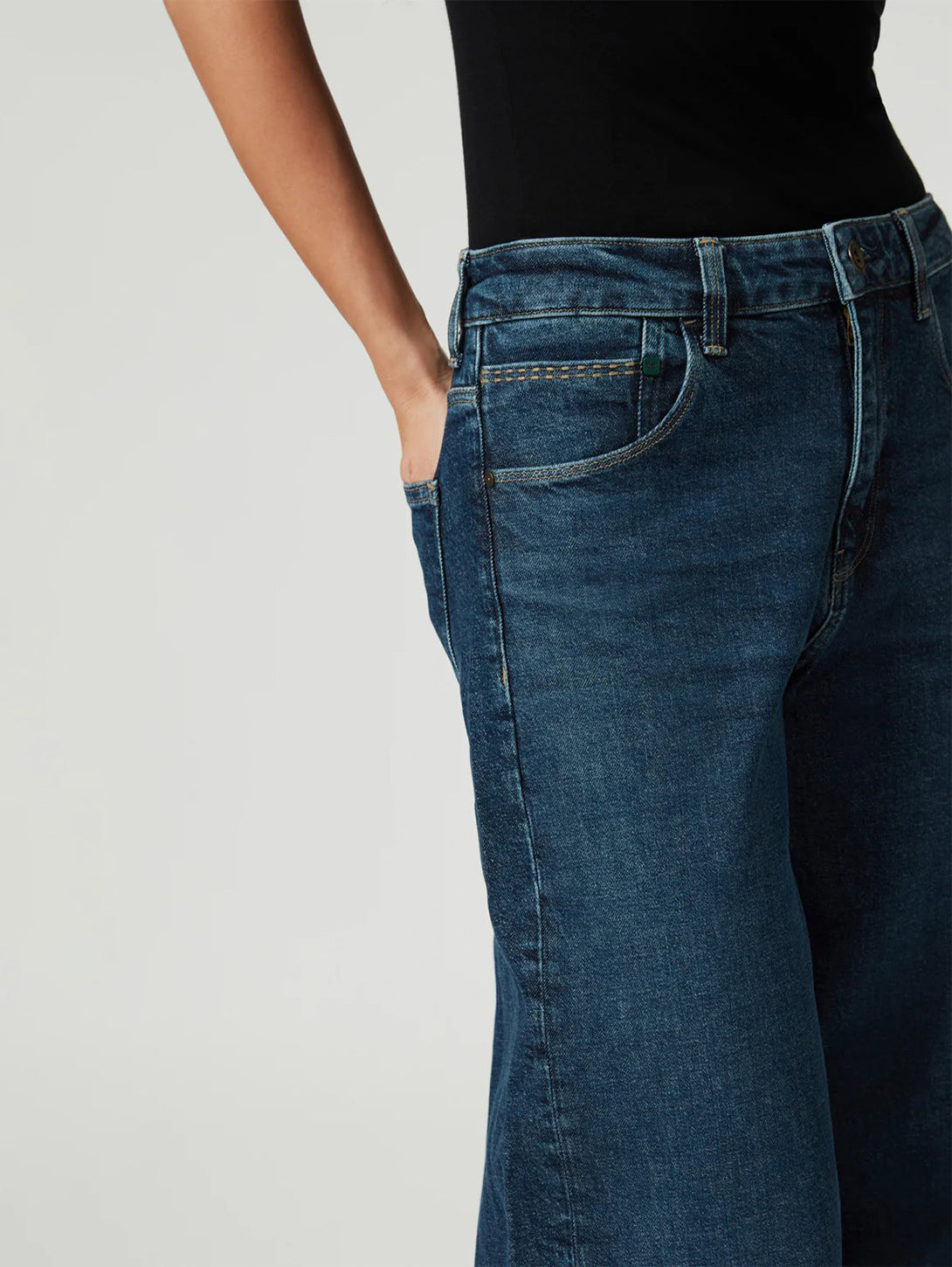 Cathy Cuff Jeans - Dark Blue Denim