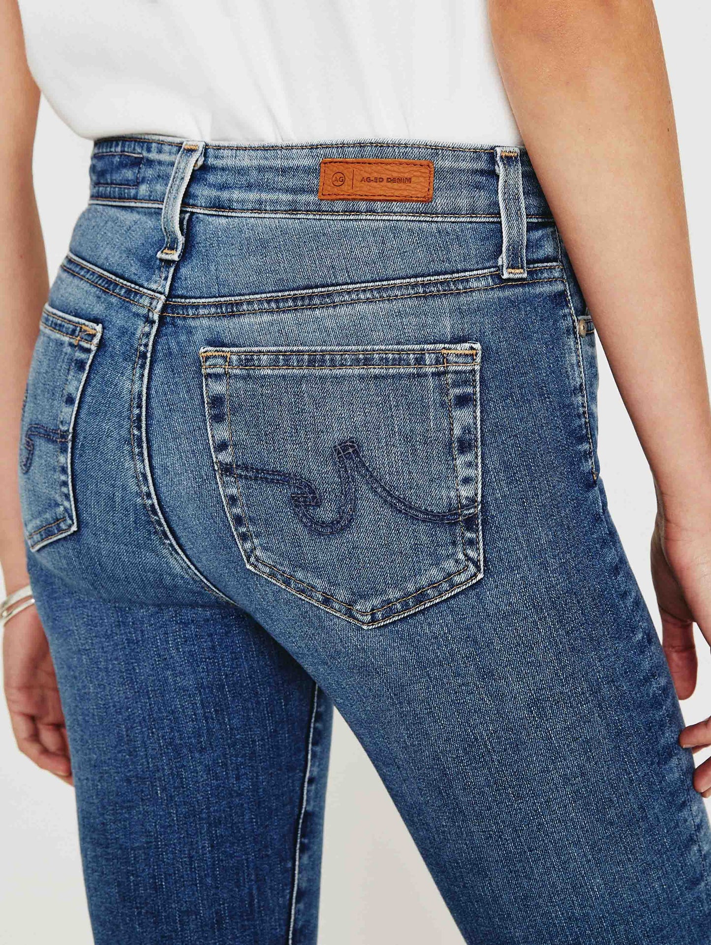 Mari Mid Rise Straight Jean - 15 Yr Shoreline