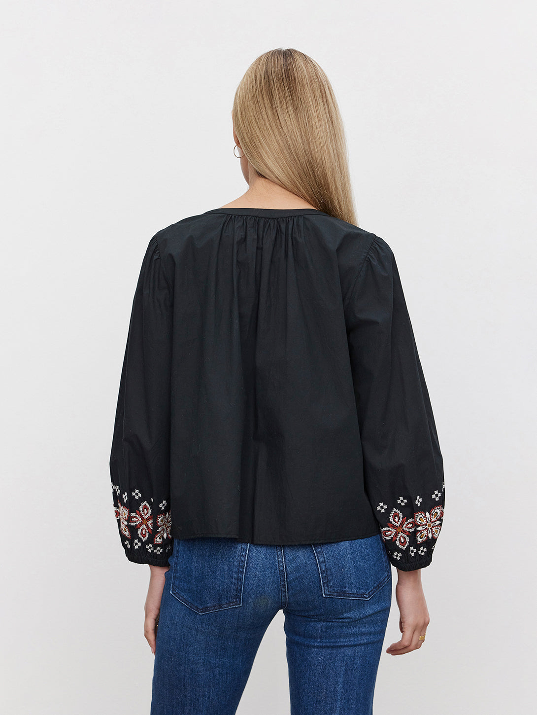 Paola Flower Embroidery Top - Black