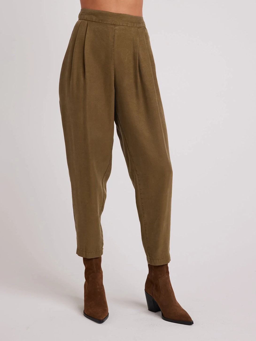 Nico Clean Waist Slouchy Trouser - Basil Green